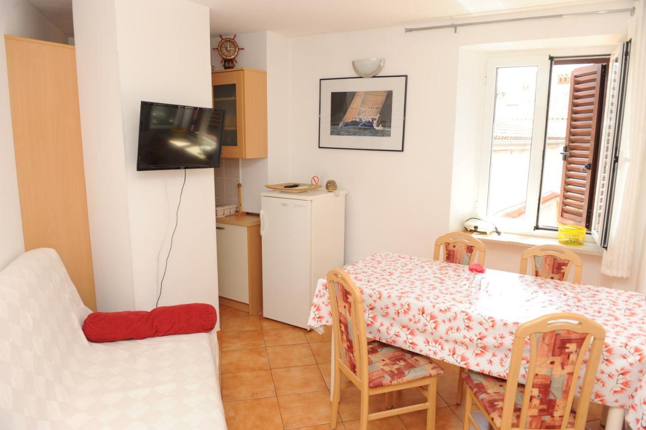 Appartamento Apartma Lavela Izola Esterno foto