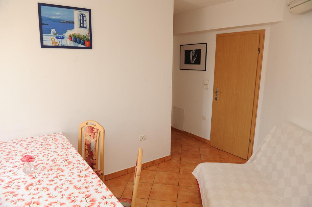 Apartma Lavela Izola Esterno foto